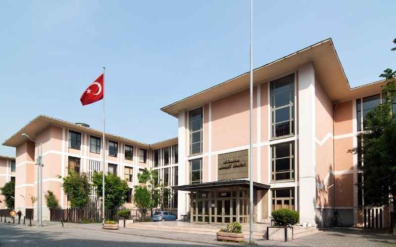 İstanbul adliyesi